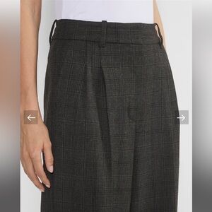 NWT Aritzia Effortless “(re)fined fabric” Sz 0 Gray/Black plaid